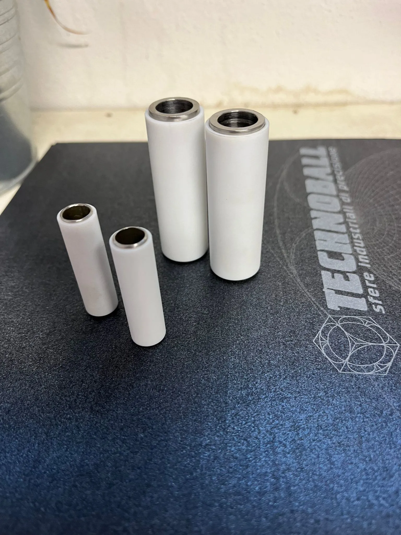 Bussole Inox rivestite in PTFE 